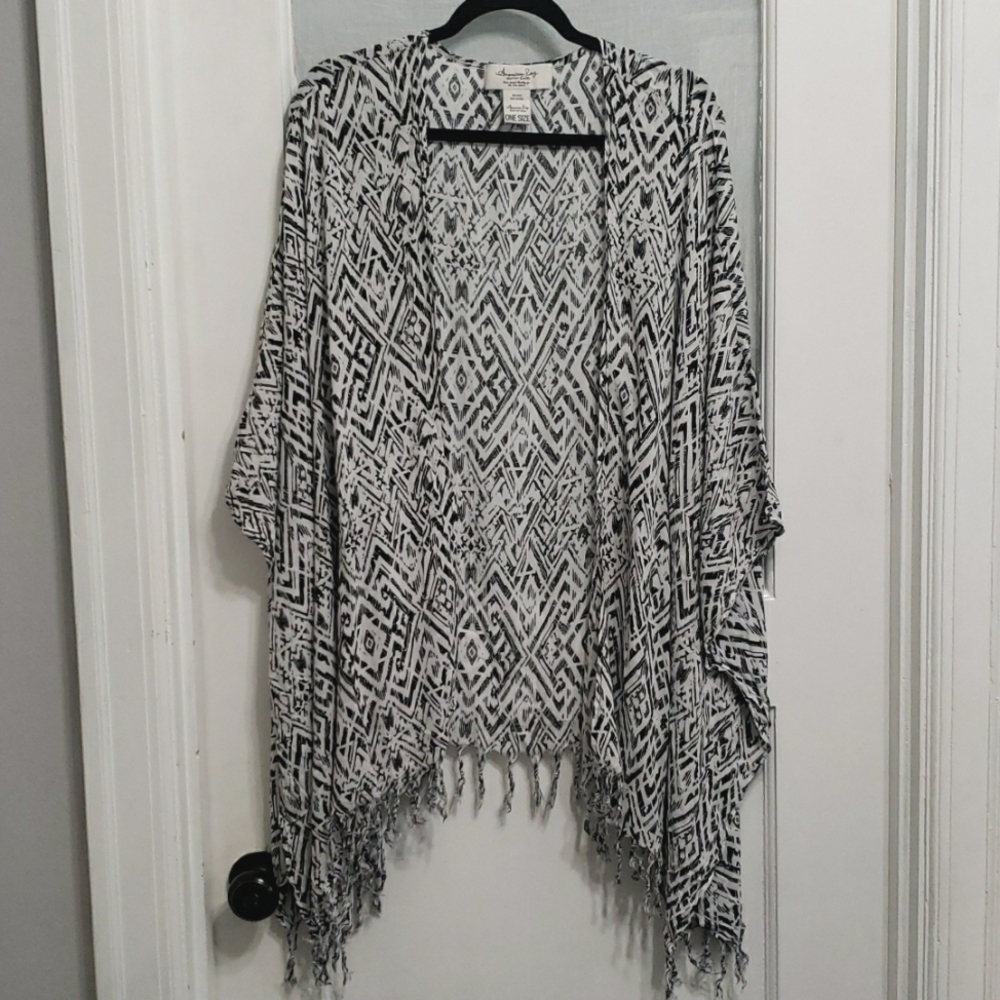 American Rag Black White Graphic Print Kimono Beach Coverup